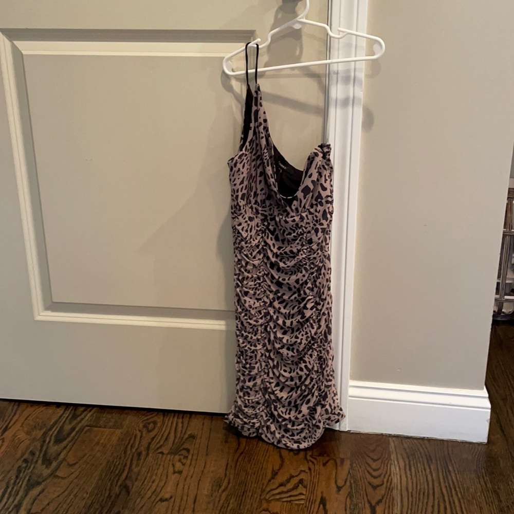 Forever 21 never worn dress, removed tags and can’t return.